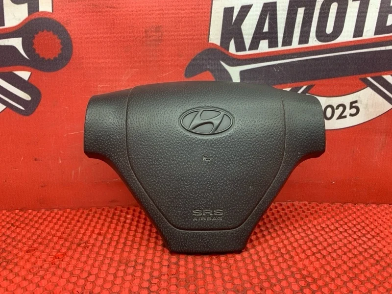 Подушка безопасности в руль Hyundai GETZ 2004 569001C000BJ TB G4EA