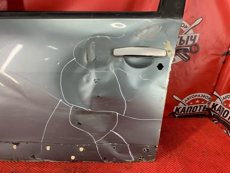 Дверь боковая (Вмятина) Renault Sandero 2010 801015127R 1 B90 K7M, передняя левая