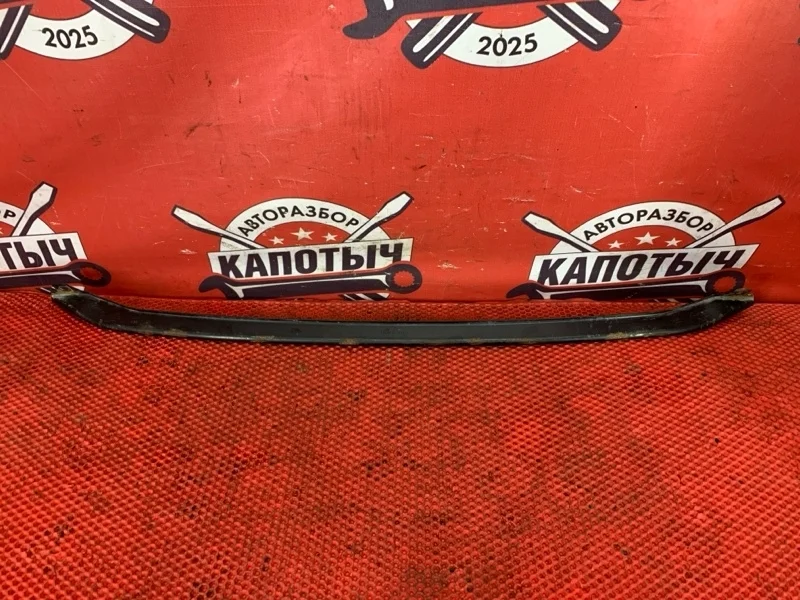 Усилитель бампера Volkswagen GOLF 2011 5K0807651C MK 6 CAXA, передний