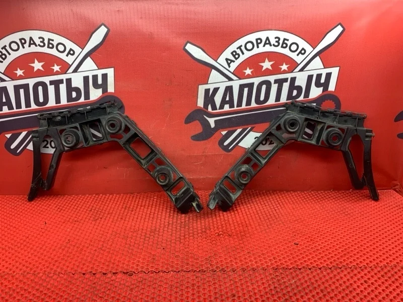 Кронштейн бампера (Комплект) Volkswagen GOLF 2011 5K6807393C MK 6 CAXA, задний