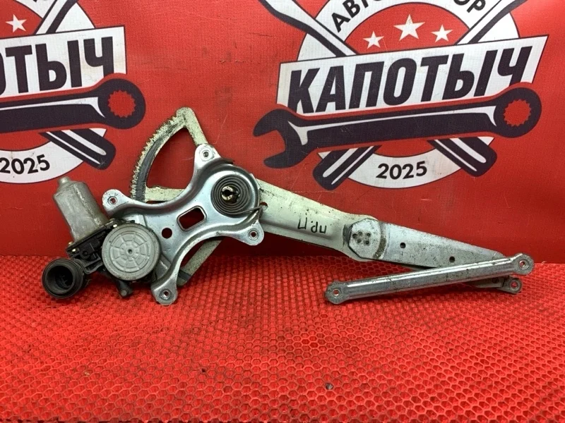 Стеклоподъёмник Toyota RAV4 2003 8571042070 ACA21 1AZ-FE, передний правый