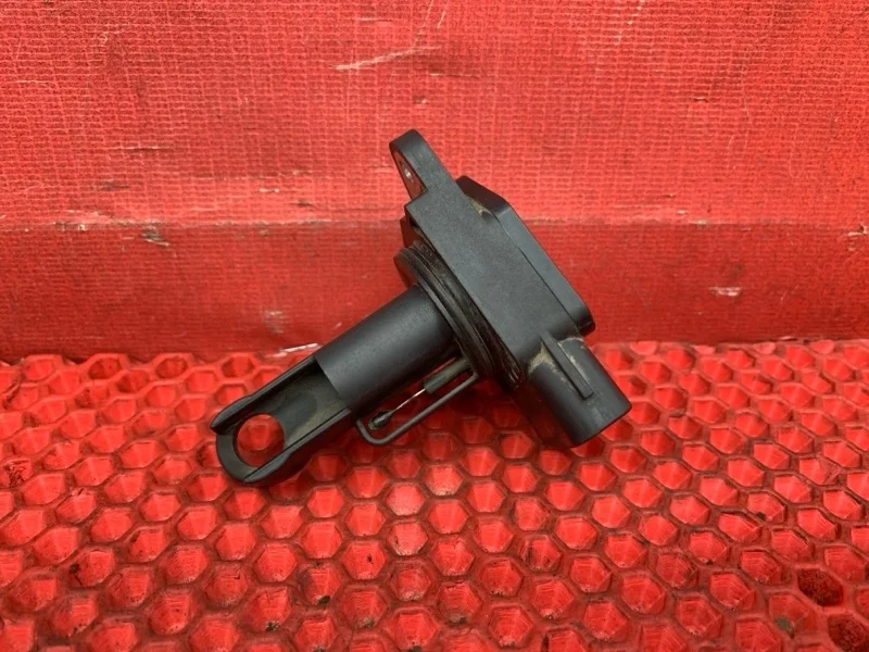 Датчик массового расхода воздуха Toyota RAV4 2003 2220422010 ACA21 1AZ-FE