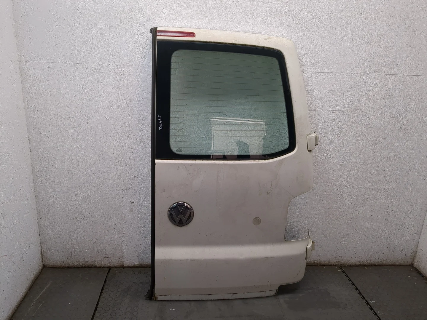 Дверь задняя (распашная) Volkswagen Transporter 5 2003-2015 КПП 5-ст.мех.(МКПП) AXC Дизель 1.9 л TDI