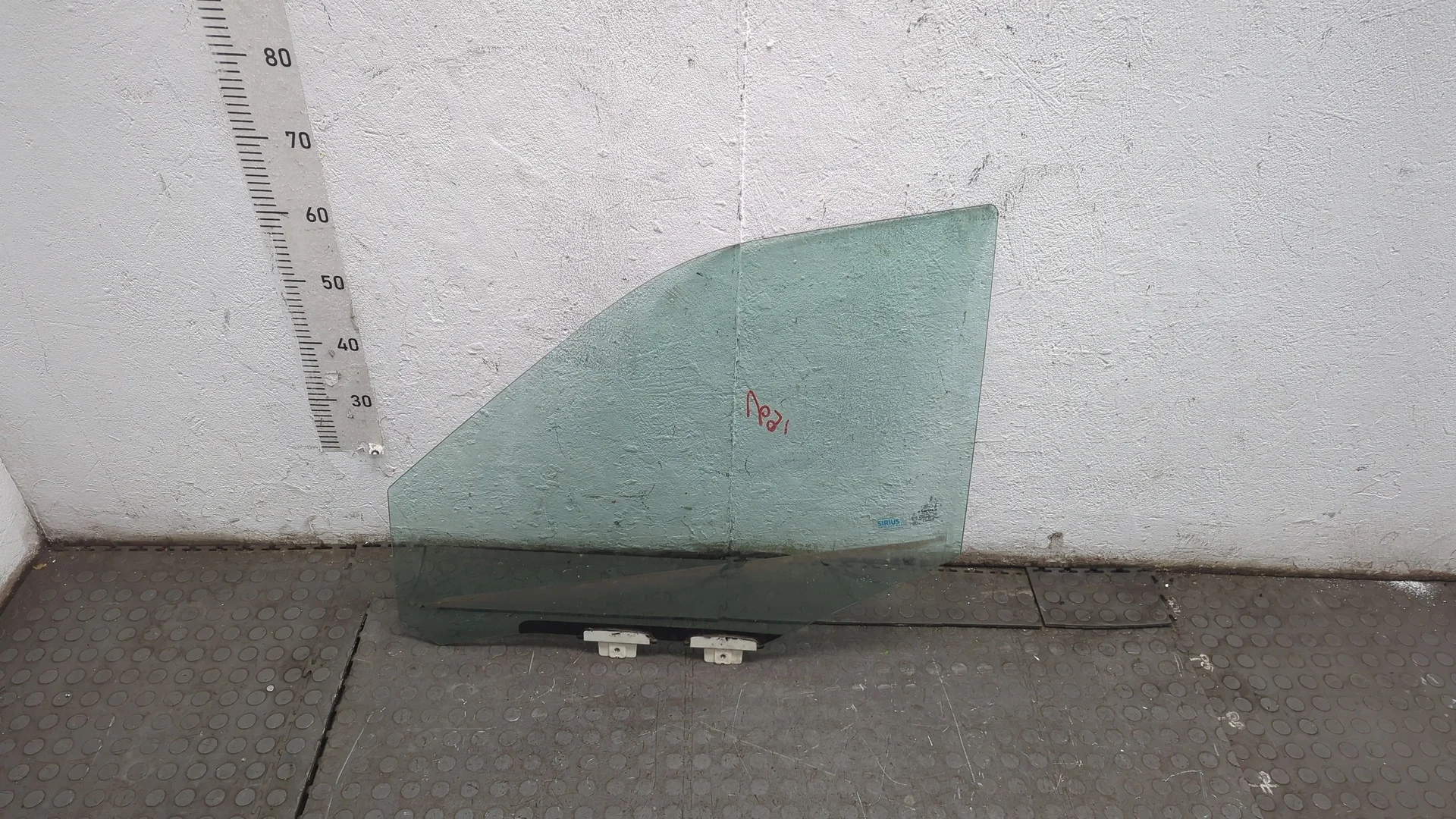 Стекло боковой двери Ford Explorer 2015-2019 КПП автомат 4х4 (АКПП) Б/Н 3.5i Бензин 3.5 л Инжектор