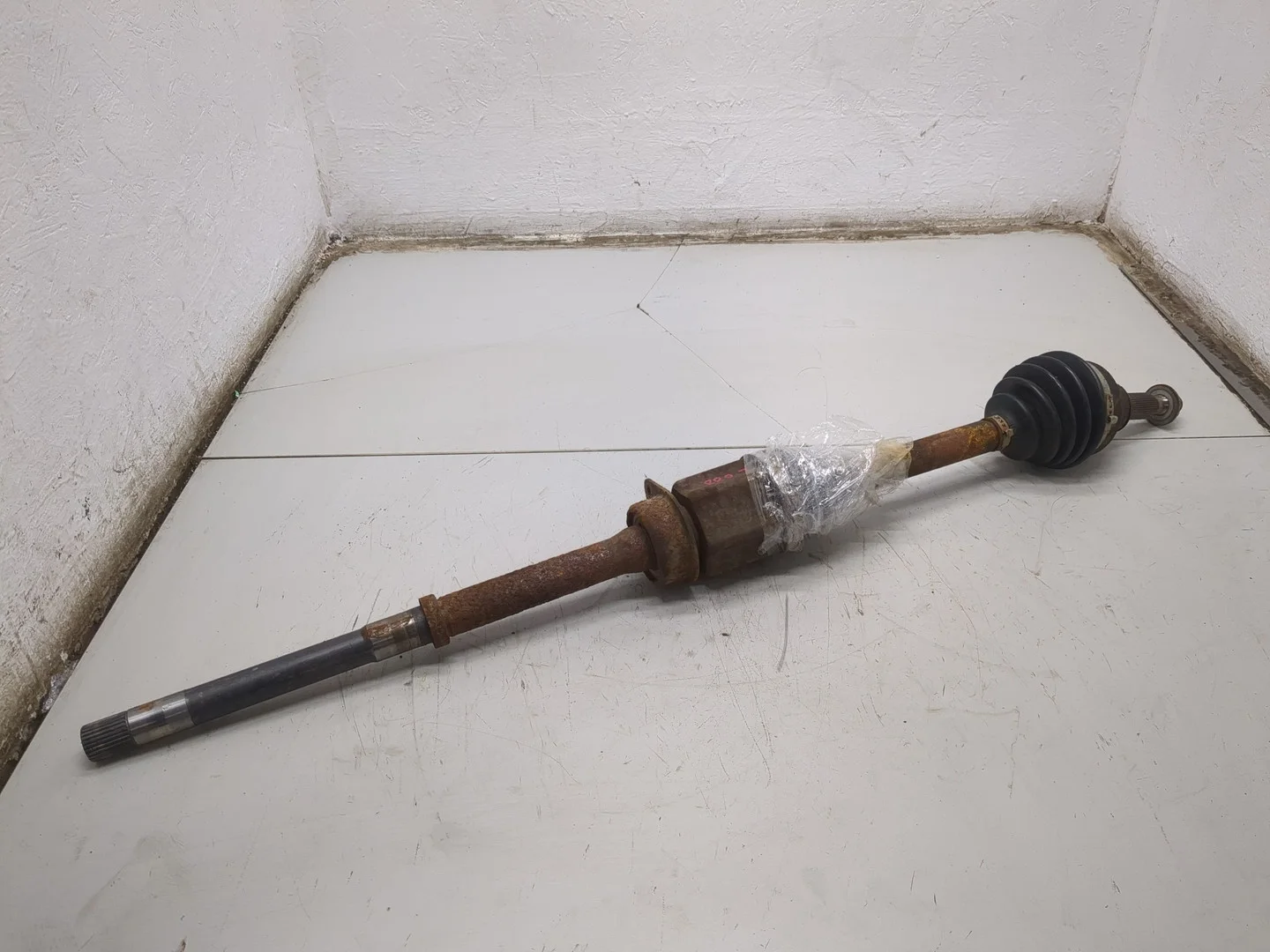 Полуось (приводной вал, шрус) Ford Explorer 2015-2019 КПП автомат 4х4 (АКПП) Б/Н 3.5i Бензин 3.5 л Инжектор