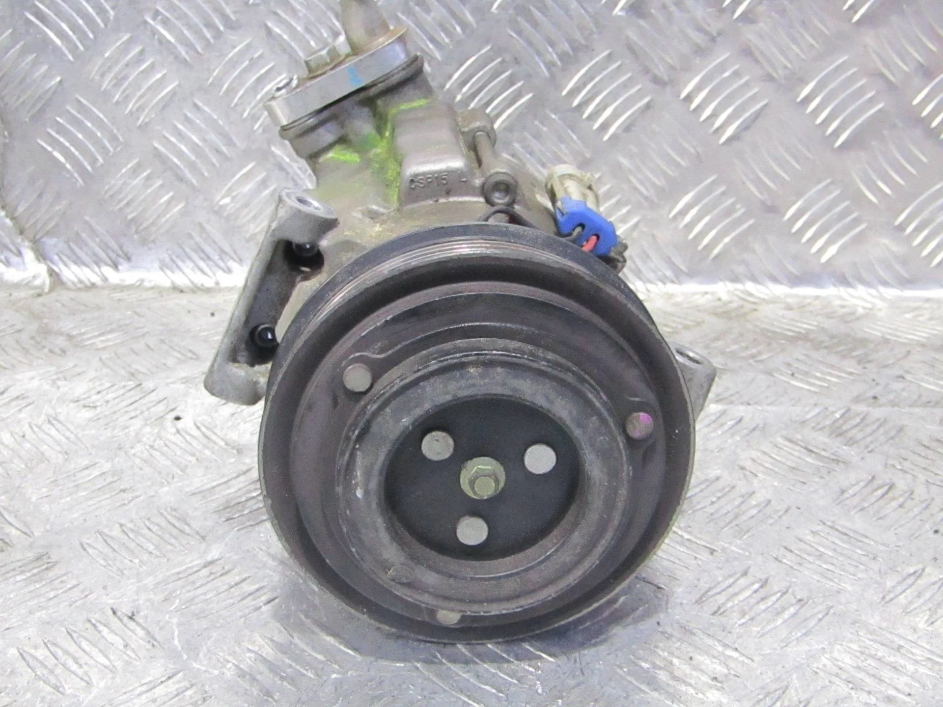 компрессор кондиционера Chevrolet Cruze J300