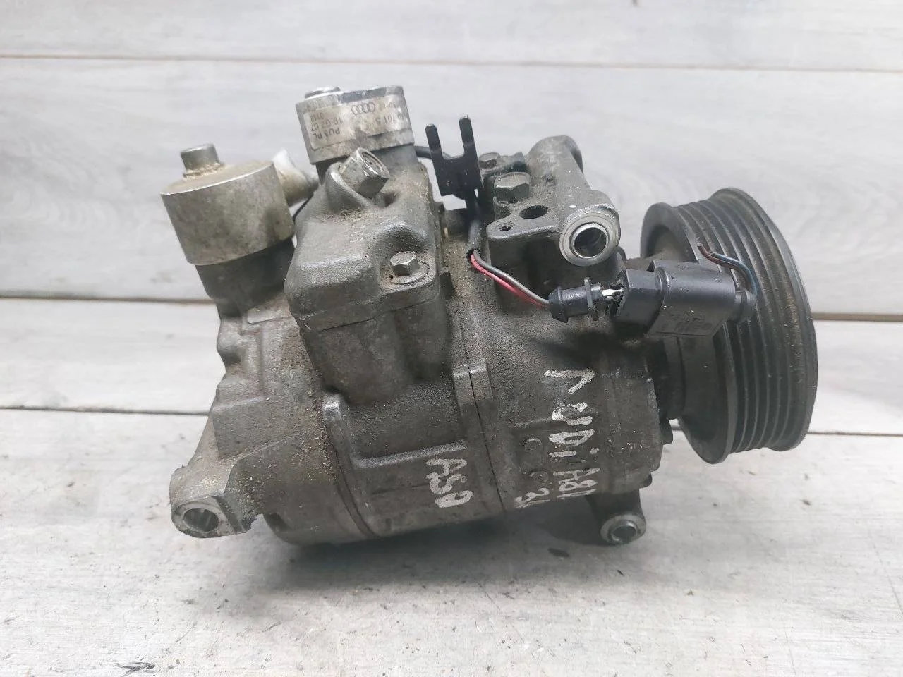 компрессор кондиционера Audi A6 4F/C6