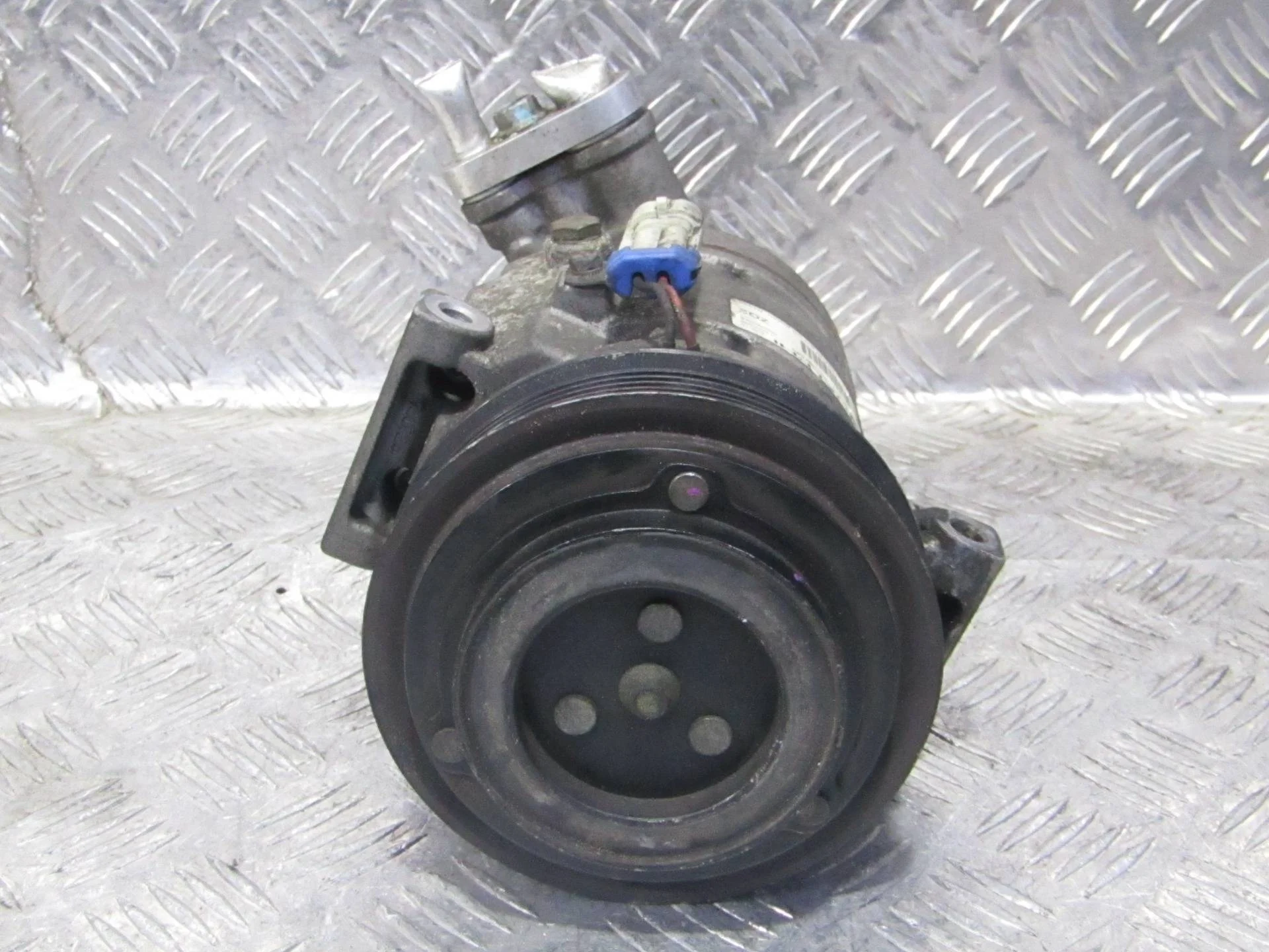 компрессор кондиционера Chevrolet Cruze J300