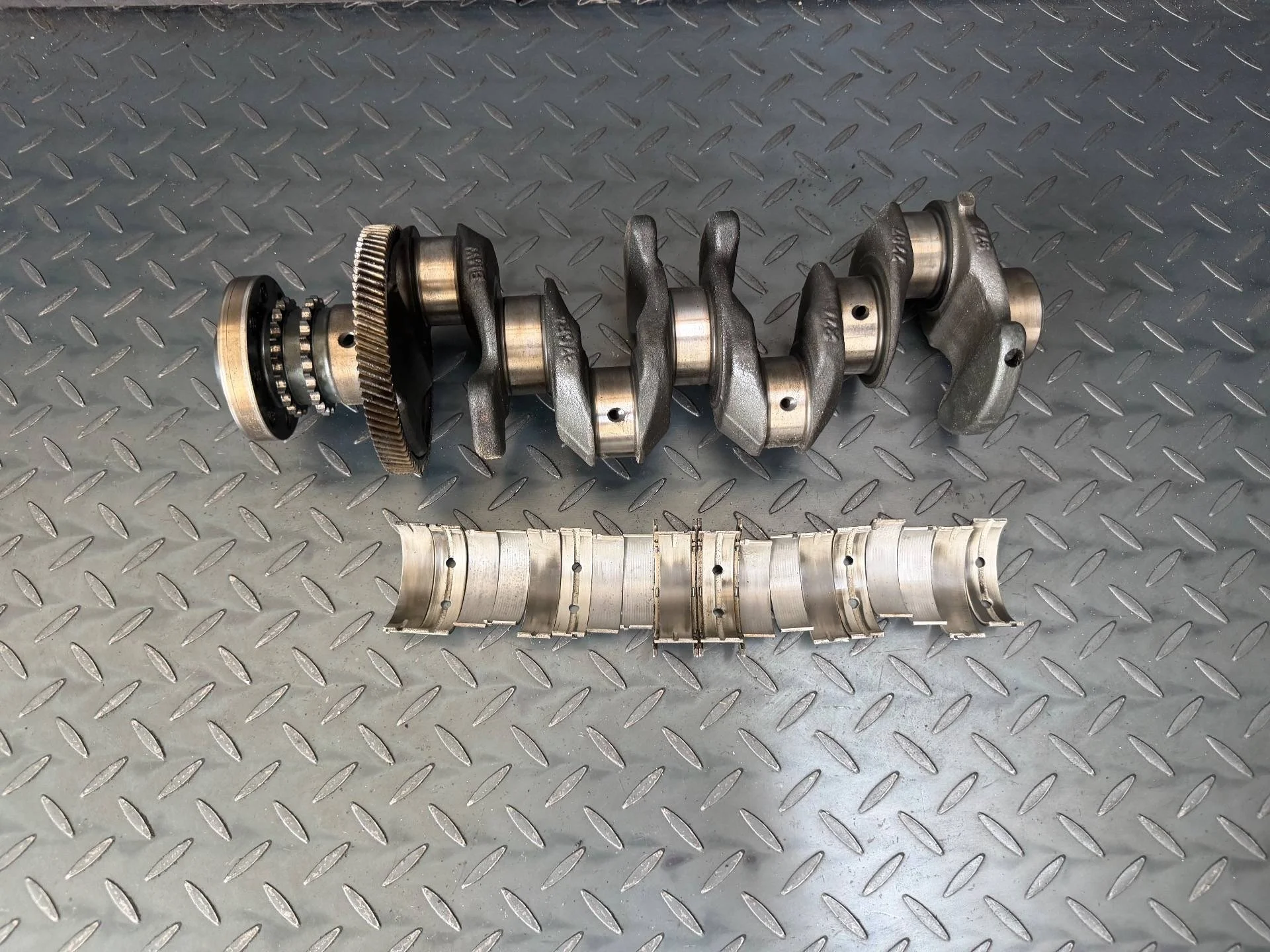 коленвал BMW X3 E83