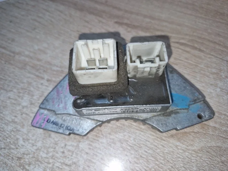 Резистор отопителя Volvo XC90 2005