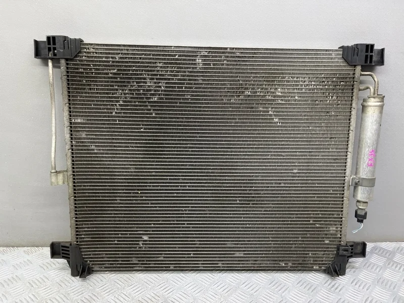 Радиатор кондиционера Infiniti EX J50