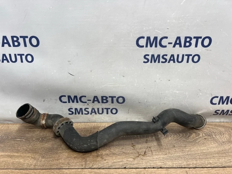 Патрубок охлаждения Mercedes-Benz ML 2010 A1645005875 W164 642.820