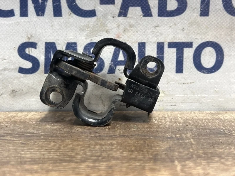 Замок капота Mercedes-Benz ML 2010 A2198800160 W164 642.820