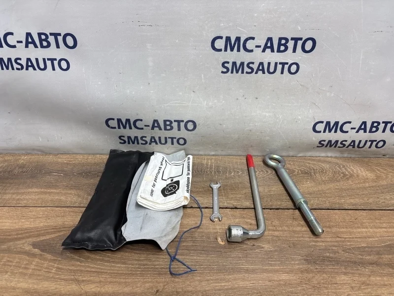 Набор инструментов Volvo XC90 9170466 ХС90 4.4 B8444S