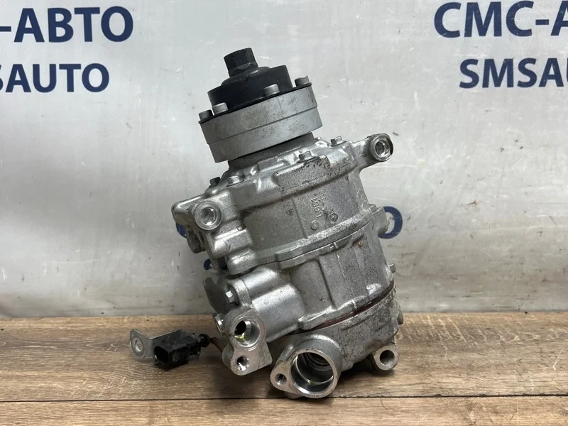 Компрессор кондиционера Audi A8 2014 4H0260805H D4 4.0 CTG