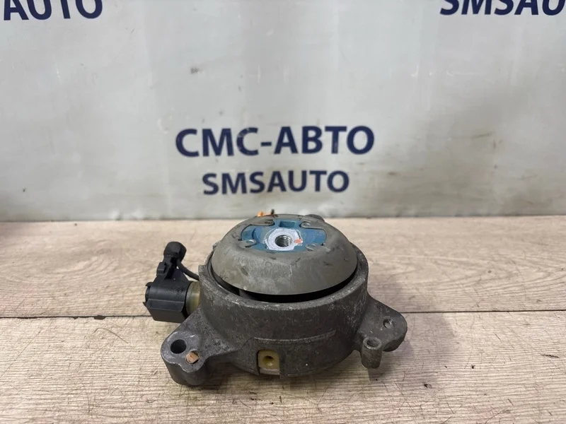 Опора АКПП Audi A8 4H0399151AT D4 4.2 CDRA, левая