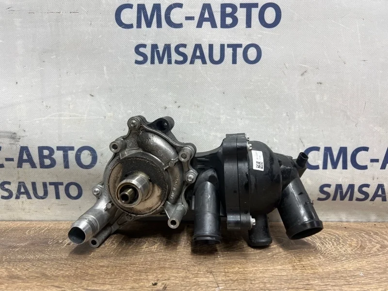 Помпа системы охлаждения Audi A8 079121013P D4 4.2 CDRA