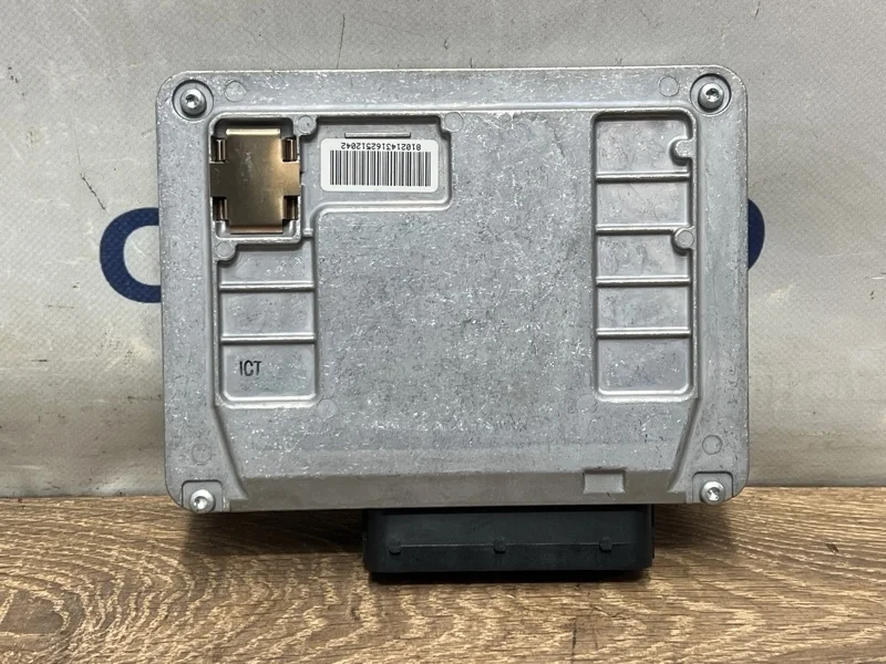 Блок управления раздаткой Volkswagen Touareg 2012 0BV927755A NF CGR