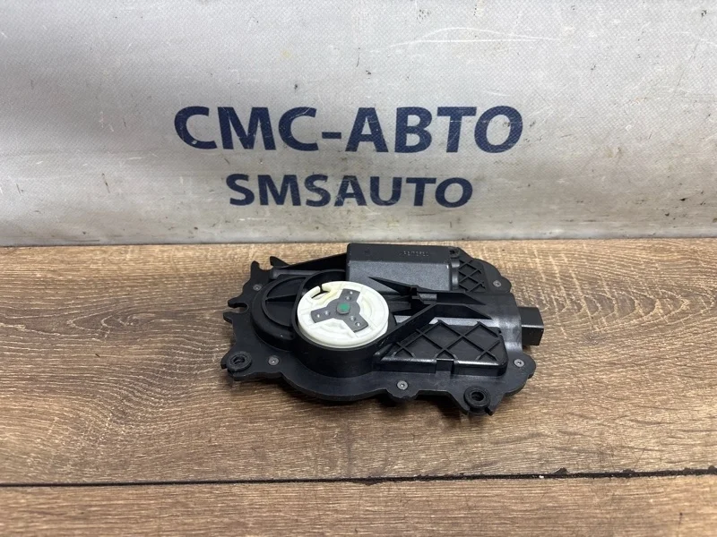 Доводчик двери Audi A8 2005 4E0837059 D3 BPK