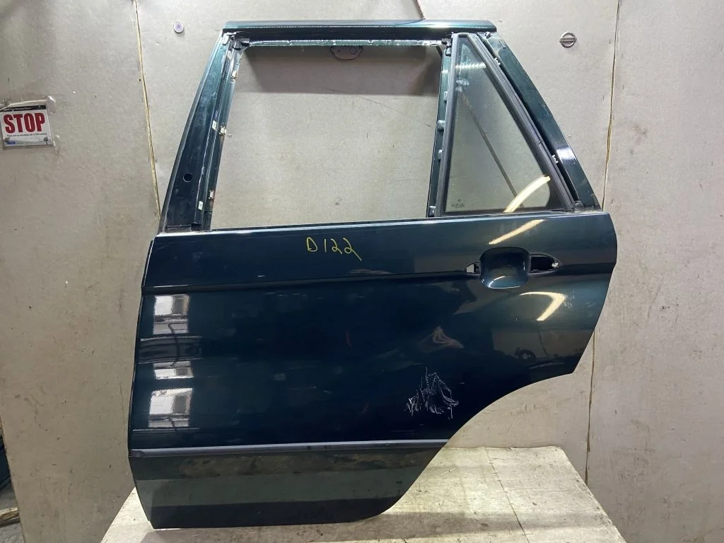 Дверь задняя левая BMW X5 E53