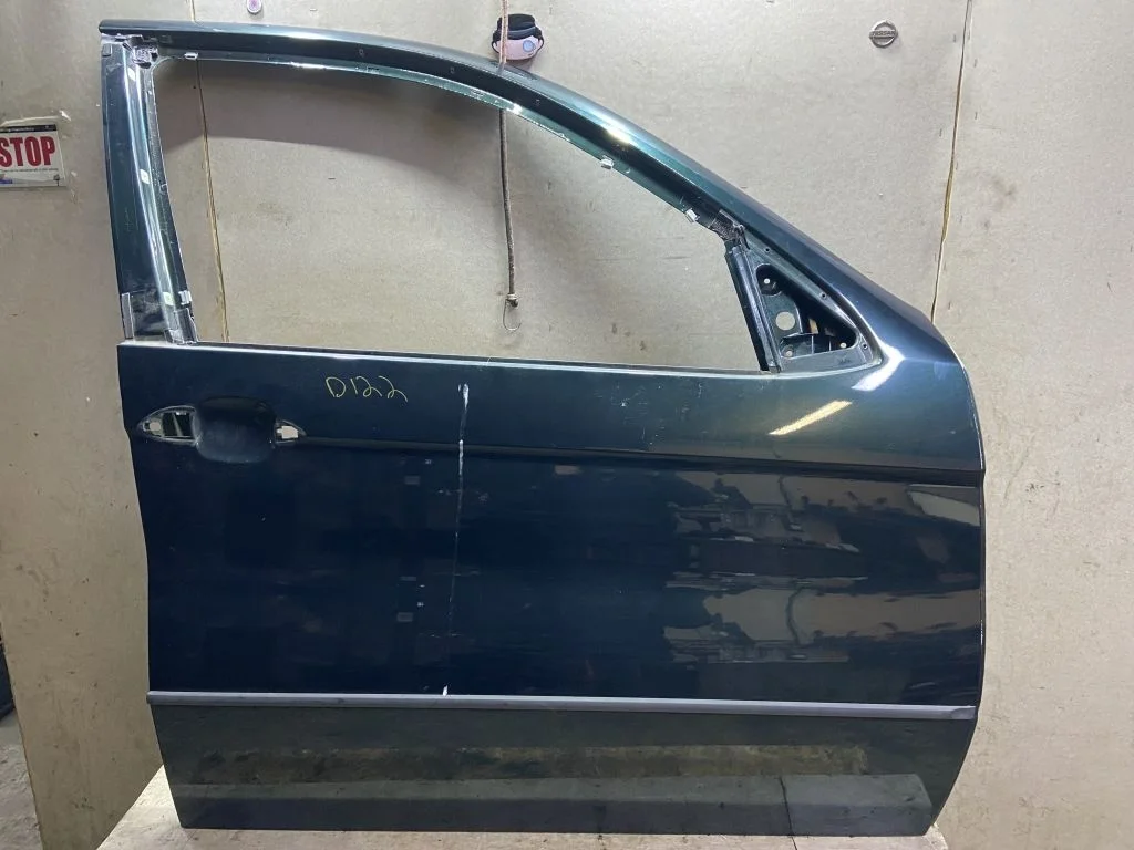 Дверь передняя правая BMW X5 E53 коррозия