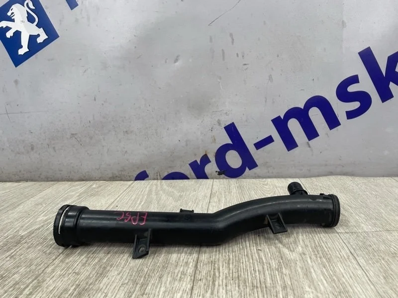 Трубка системы охлаждения Peugeot 308 2012 T9