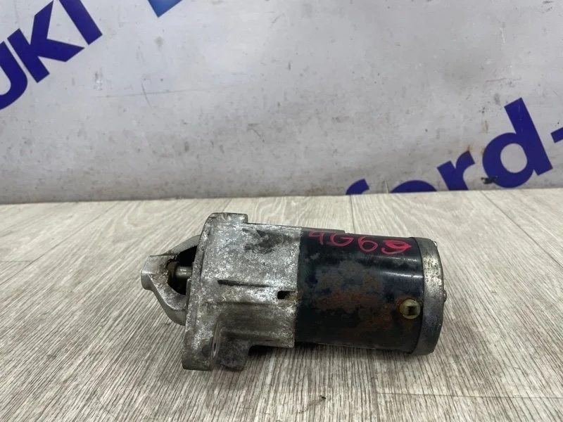 Стартер Mitsubishi Outlander 2004 CU5W