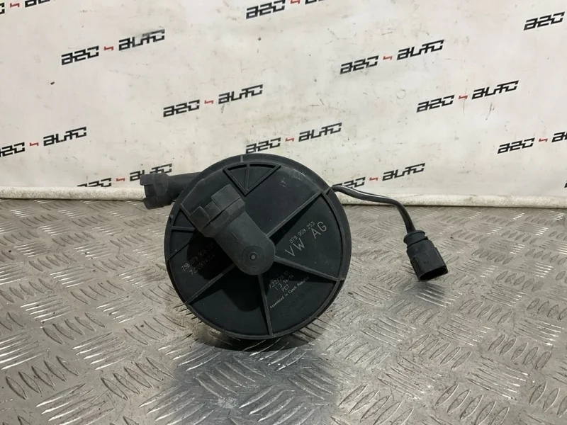 Насос воздушный Audi A6 2014 079959231 C7 CHVA