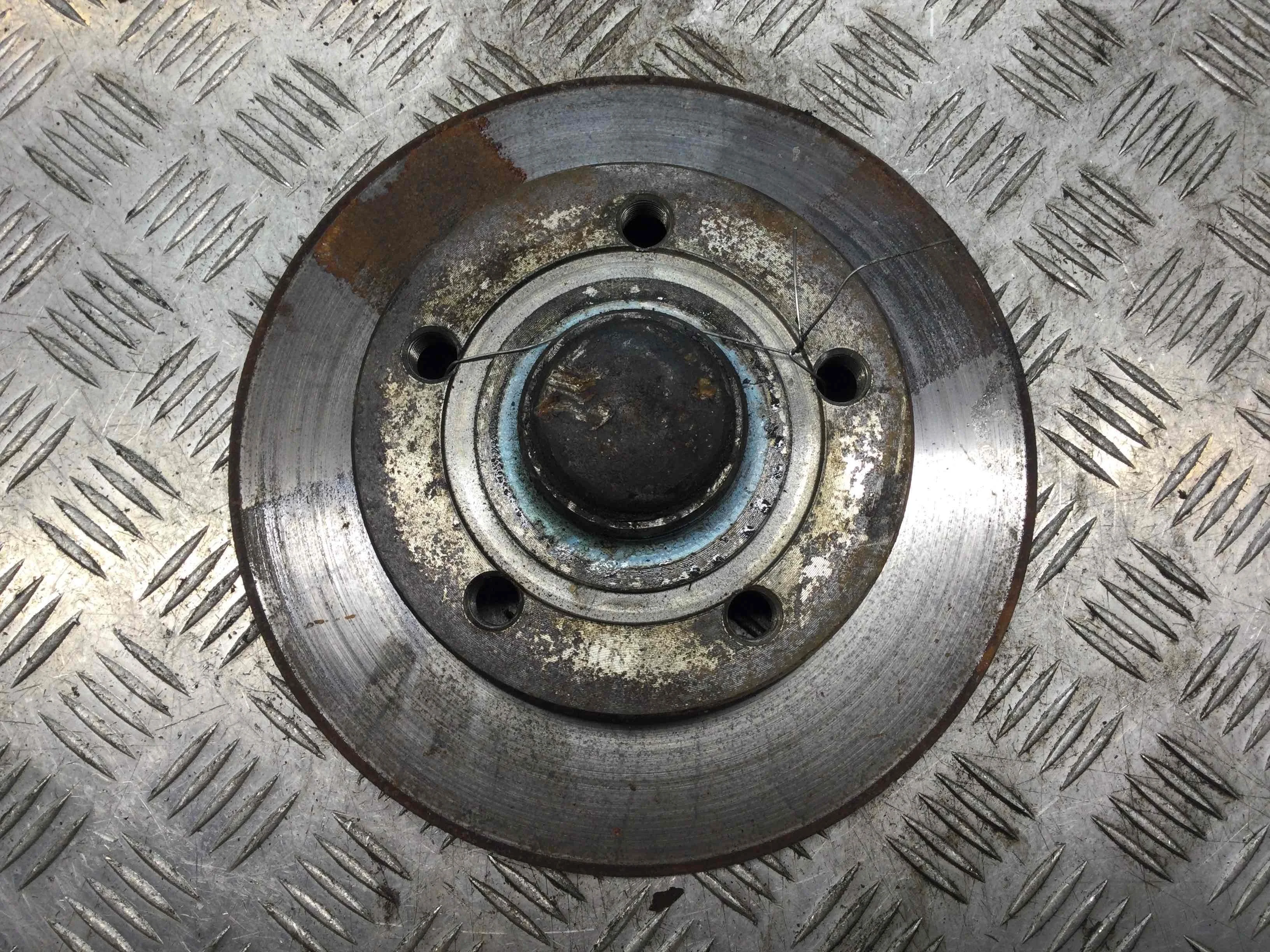 Диск тормозной задний Audi A3 8L [рестайлинг] (2000-2003) дизель 1.9 TDI Механика Х/б