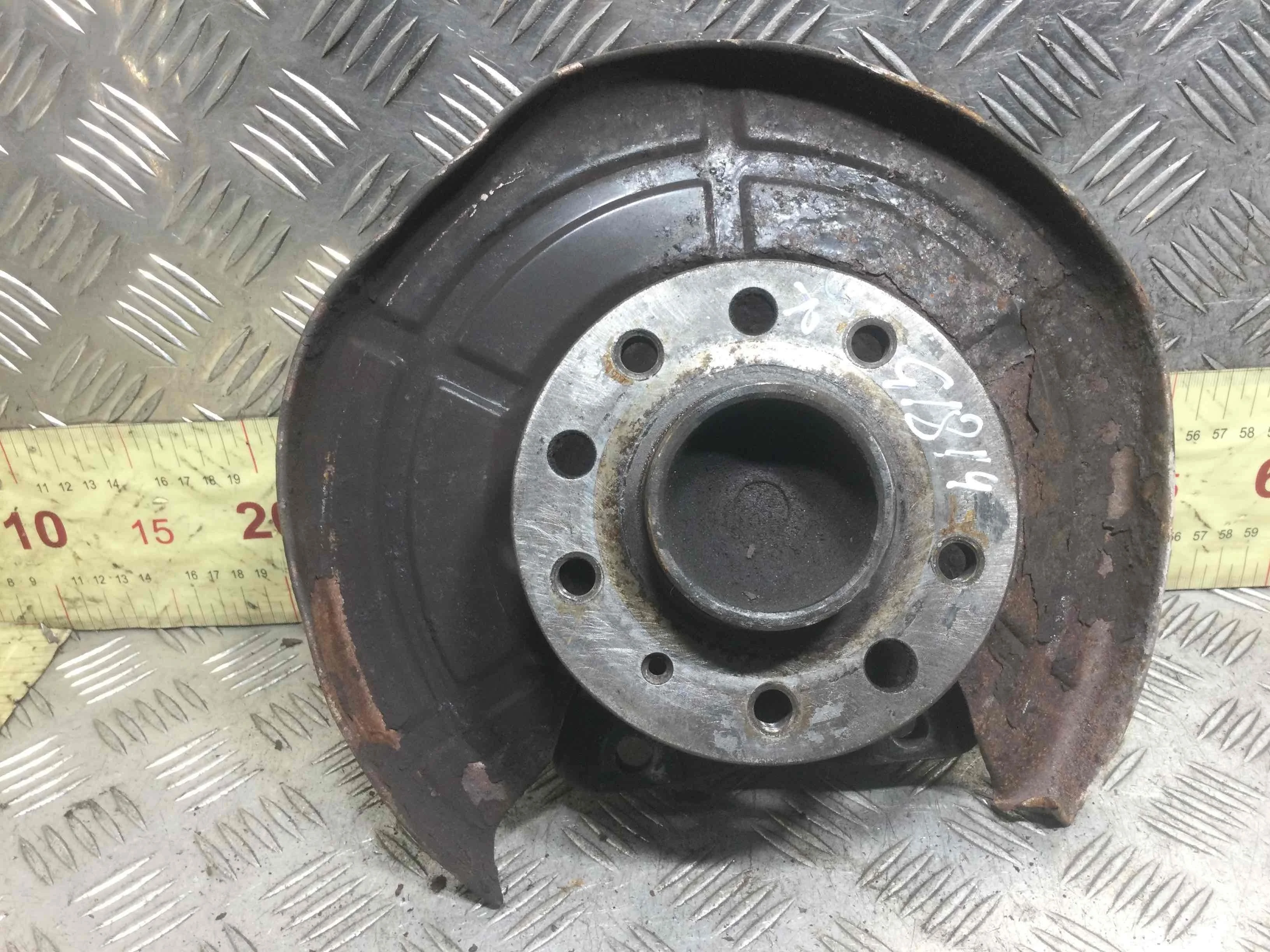 Ступица задняя Opel Zafira B (2005-2010) дизель 1.7 CDTi Механика Минивэн