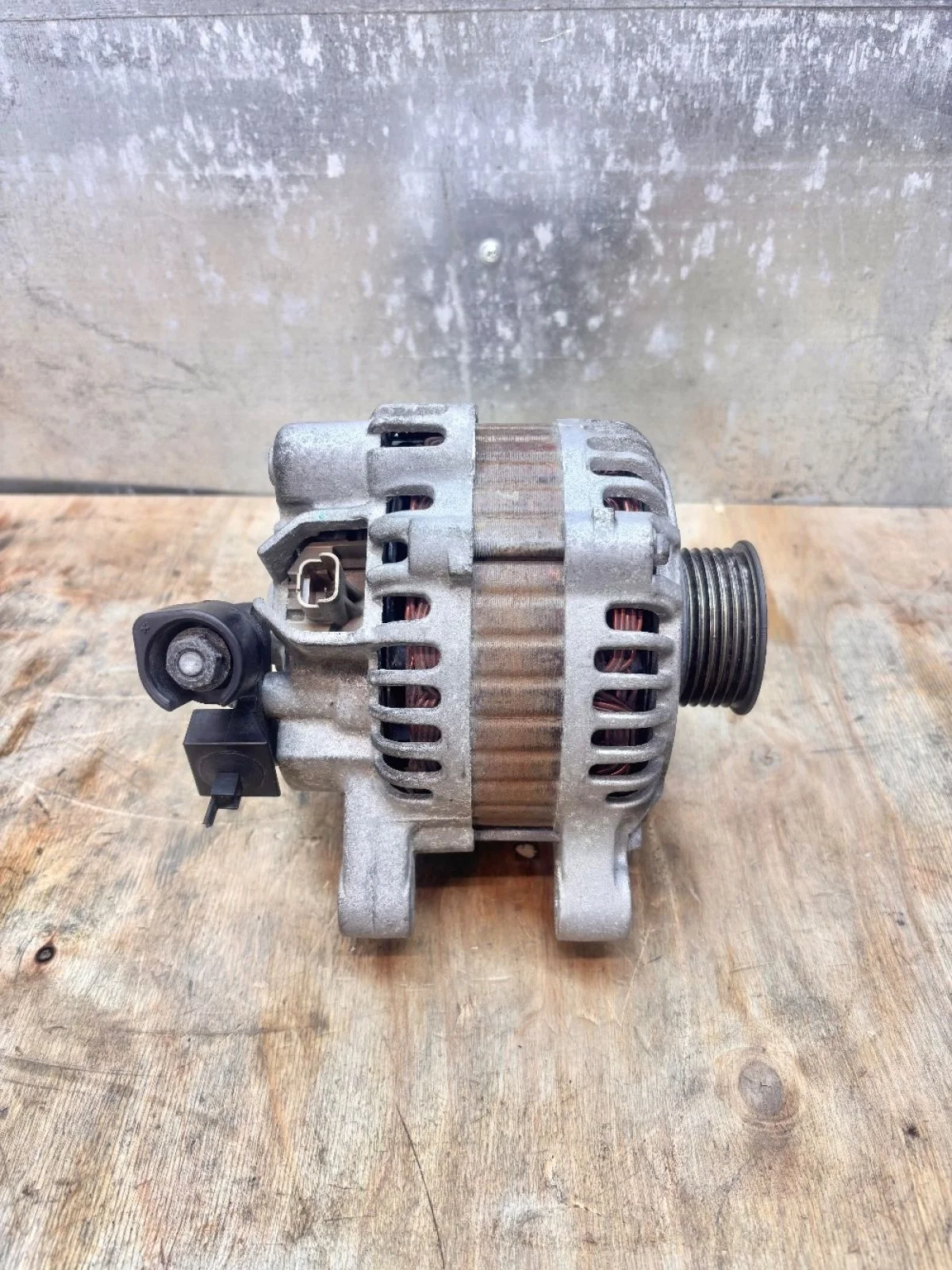 Генератор 2.0L RFN 9640088080 307 3C (2001—2005) В наличии