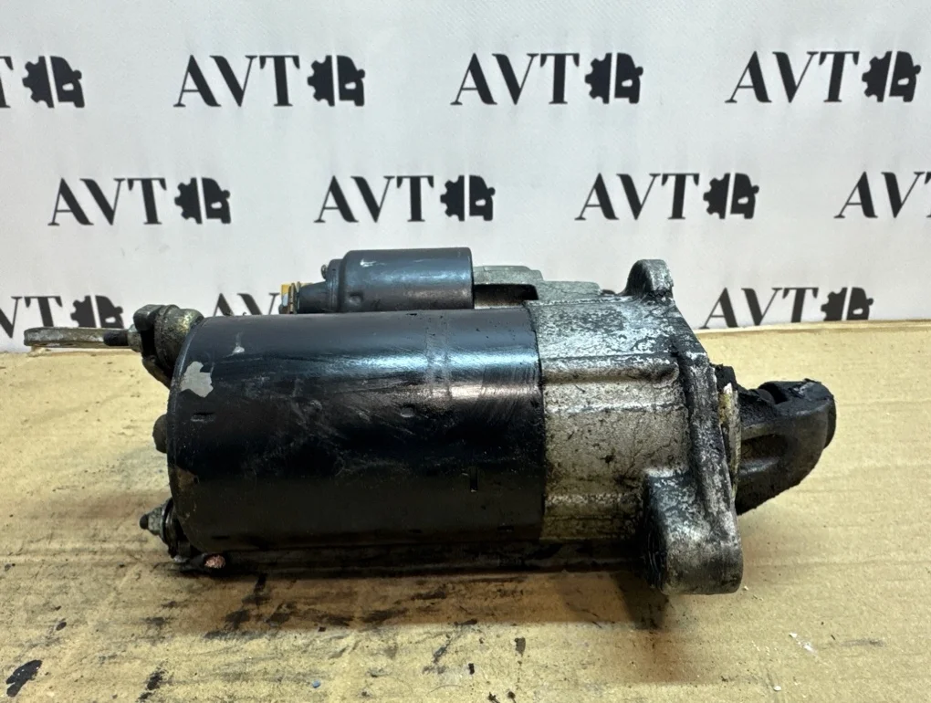 Стартер Audi A4 ALT