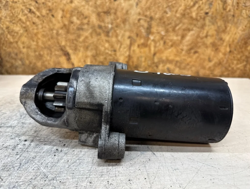 Стартер Audi A6 C6 AUK