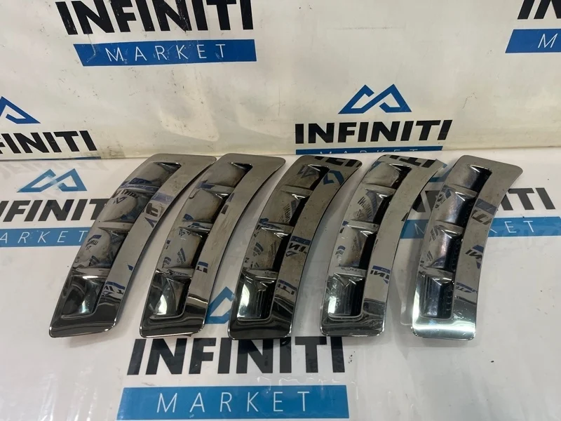 Жабра молдинг крыла передняя правая INFINITI QX70