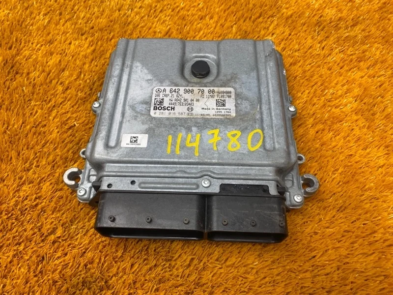 Блок управления двс Mercedes-Benz E-Class 2011 A6429007000 W212 642.850