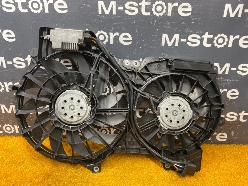 Вентилятор радиатора Audi A6 2009 4F0121003N C6/4F CCEA