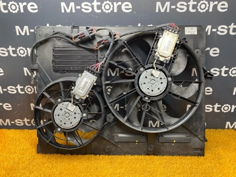 Вентилятор радиатора Audi Q7 2010 7L0121207D 4L CJTC