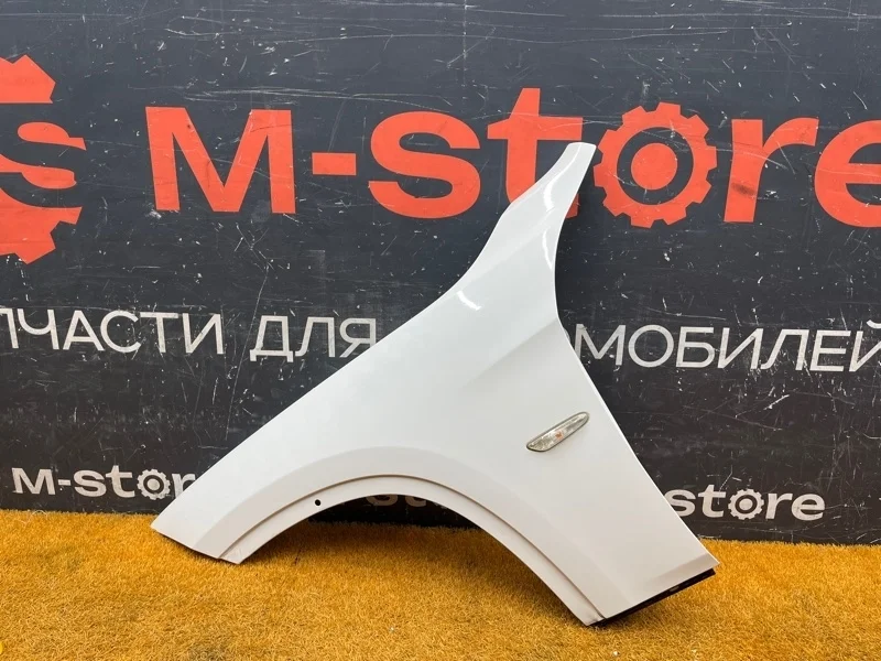 Крыло Bmw X1 2010 41002993155 E84 N46B20B, переднее левое