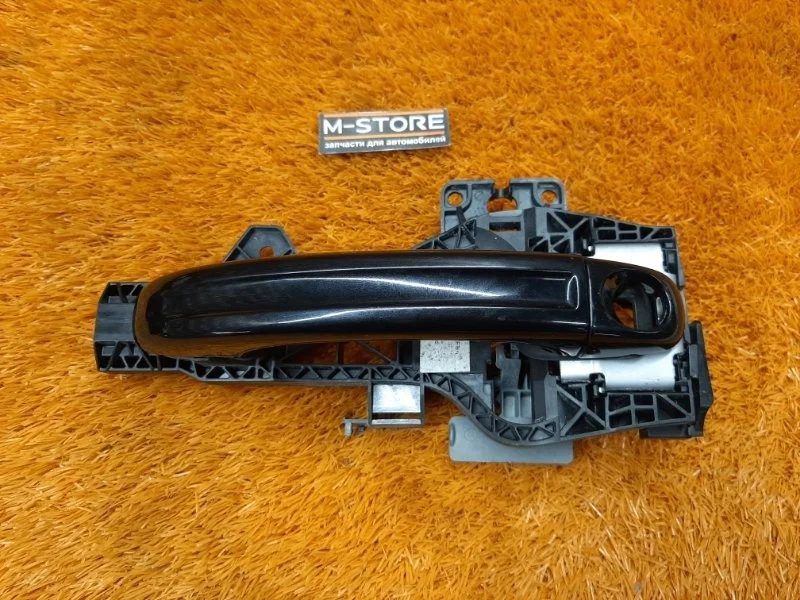 Ручка двери внешняя Audi Q7 2009 4L0837205 4LB BHK, передняя правая