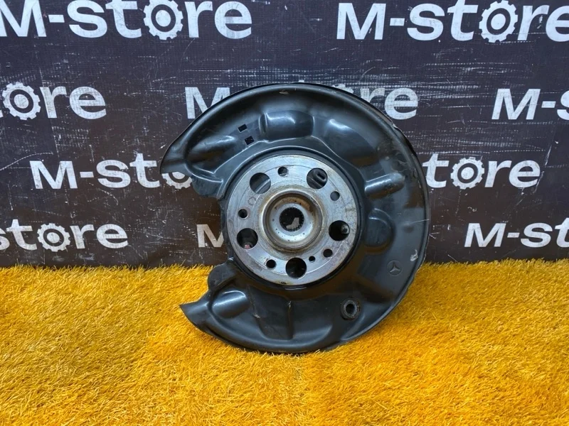 Ступица Mercedes-Benz C-Class 2004 A2033504008 W203 271.948, задняя правая