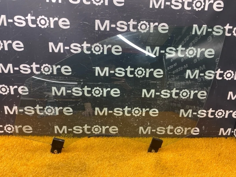 Стекло боковое Mercedes-Benz S-Class 2002 A2207200318 W220 112.972, переднее левое