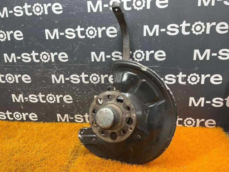 Ступица Mercedes-Benz E-Class 2005 A2113306520 W211 272.943, передняя правая