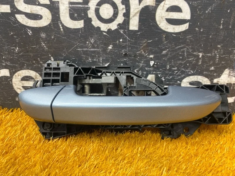 Ручка двери внешняя Volkswagen Passat 2007 3C0837886J B6 BVY, задняя правая