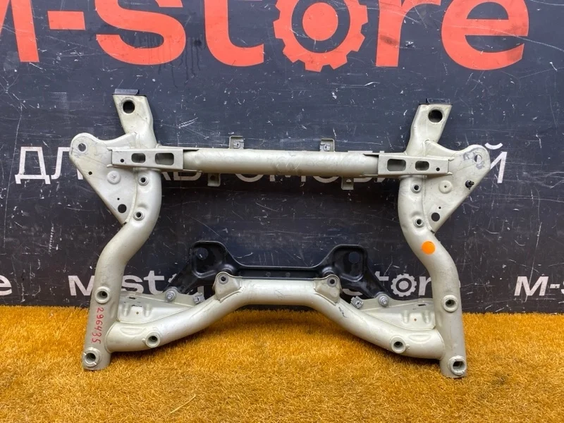 Балка поперечная (подрамник) Mercedes-Benz E-Class 2009 A2126281000 W212 272.980, передняя