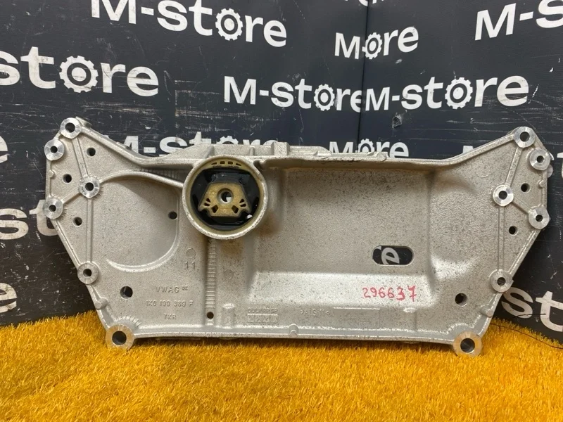 Балка поперечная (подрамник) Audi A3 2010 1K0199369F 8P CAXC, передняя