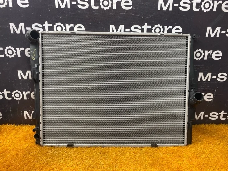 Радиатор ДВС Bmw 1-Series 2009 17117559273 E87 N45B16A
