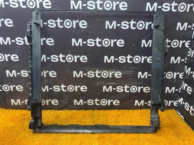 Рамка радиатора Land Rover Range Rover 2006 PCN500050 L322 448PN