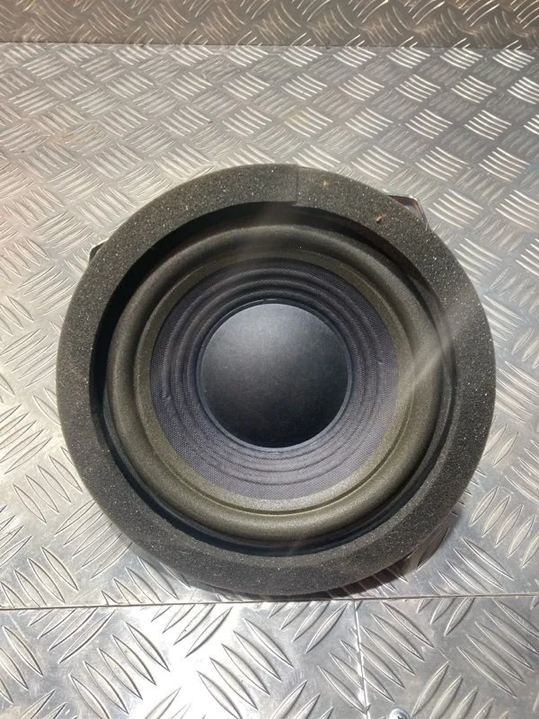 Динамик LEXUS RX300 2019 8615048090 AGL20 8AR-FTS 2.0, задний