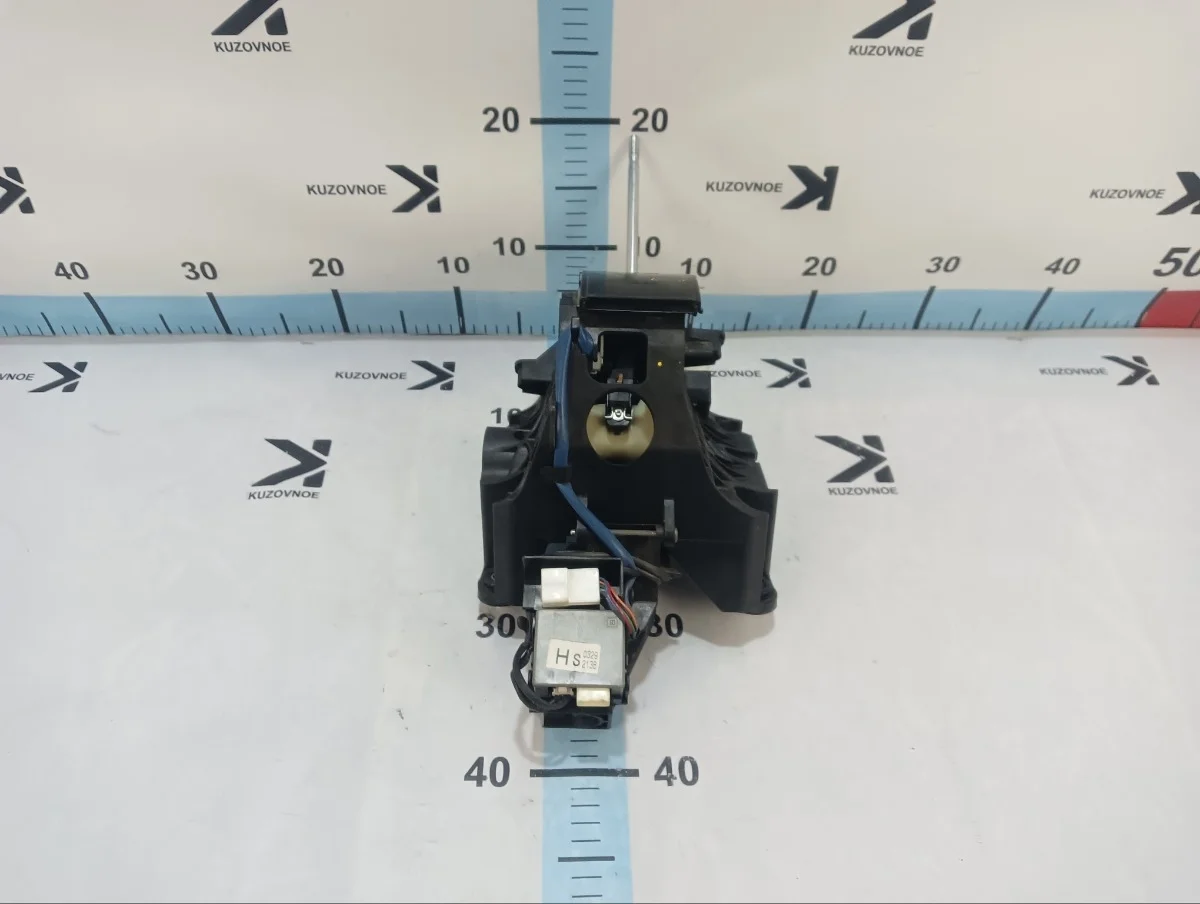 Селектор кпп Lexus RX450h 2012 AL10