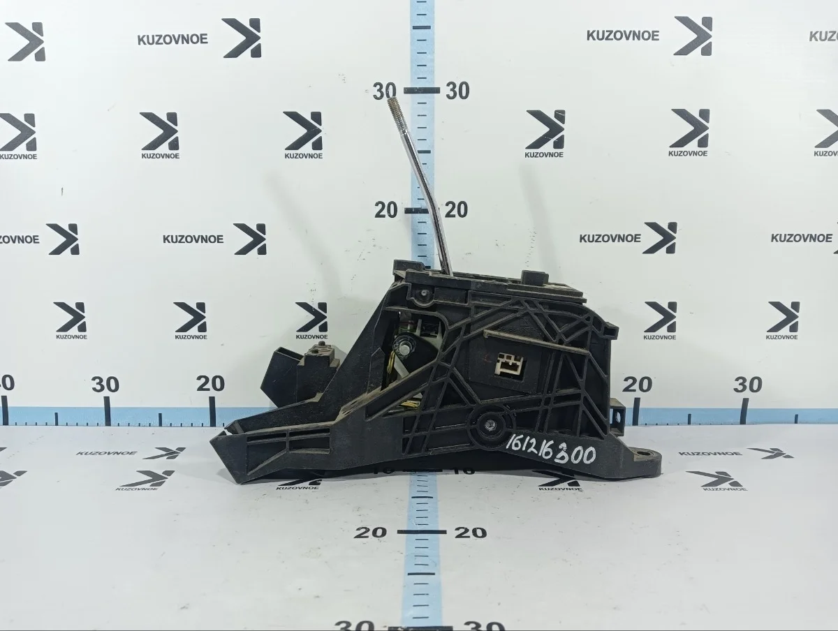 Селектор кпп Toyota Camry 2015 XV55